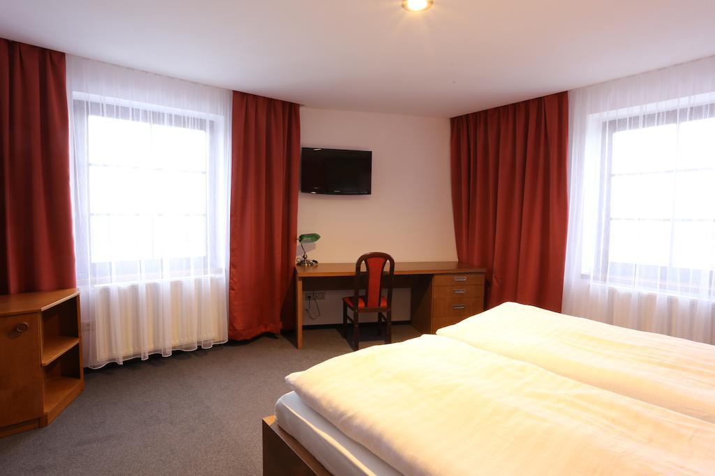 Hotel Hajcman Žďár nad Sázavou エクステリア 写真